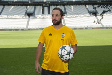 Calciomercato Juventus, Higuain: «Mi sono sempre ispirato a Del Piero»