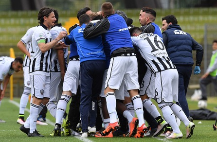 Calciomercato Ascoli, per Ragni contratto fino al 2017