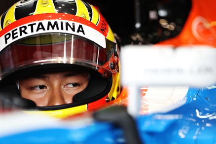F1: Haryanto "scaricato" dallo sponsor, rientro sempre più lontano