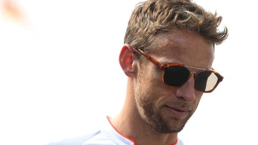 F1 McLaren, Button: «Con le Mercedes non c'è lotta»
