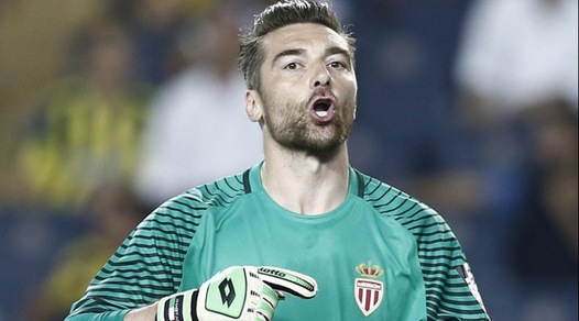 De Sanctis, debutto da dimenticare col Monaco: s'infortuna dopo 13'