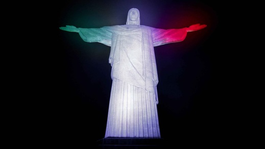 Rio 2016, il Cristo Redentore è tricolore