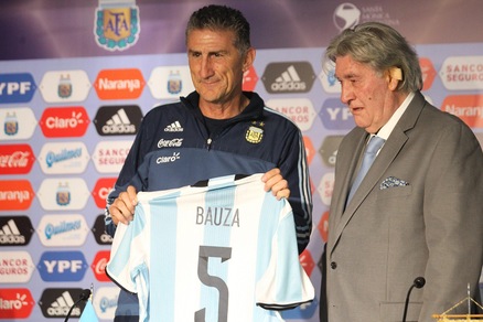 Argentina, il ct Bauza si presenta: «Parlerò con Messi»