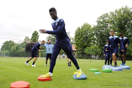 Calciomercato, Lazio durissima su Keita: «Inaccettabile, il ginocchio una scusa»