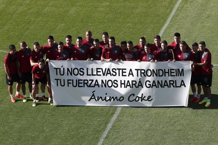 Supercoppa Europea, il bel messaggio del Siviglia per Coke