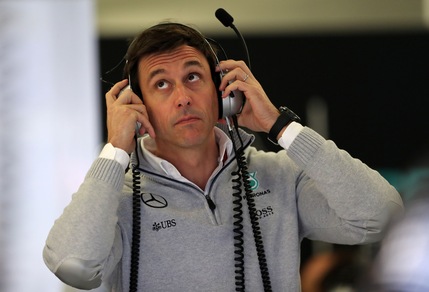 F1 Singapore, Wolff: «Rosberg è stato incredibile»