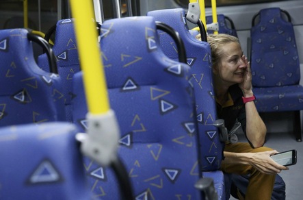 Olimpiadi, bus giornalisti colpito da proiettili