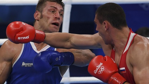 Rio, Russo furioso: «E' tutto uno schifo!». Poi litiga con Oliva