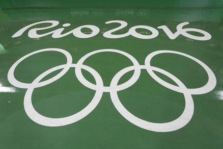 Rio 2016, spari contro soldati: un morto e due feriti