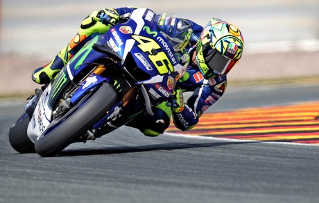 MotoGp, a Misano duello sul filo tra Rossi e Marquez