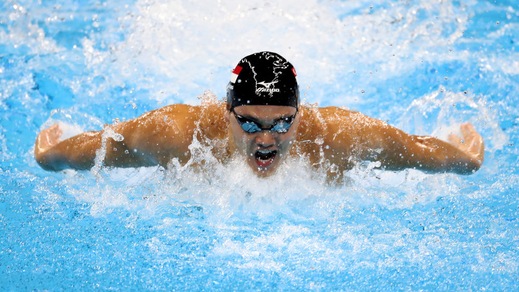 Olimpiadi Nuoto, 100 farfalla: Schooling beffa Phelps