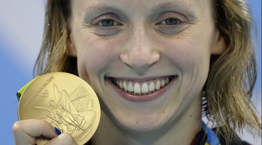 Rio 2016, nuoto: poker di oro, Ledecky da record