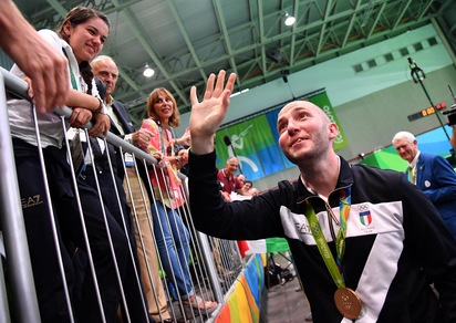 Rio 2016, un altro oro per Campriani nel tiro a segno
