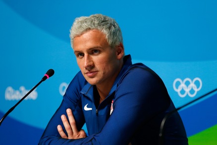 Rio 2016, notte di terrore per Lochte: «Mi hanno puntato la pistola alla testa»