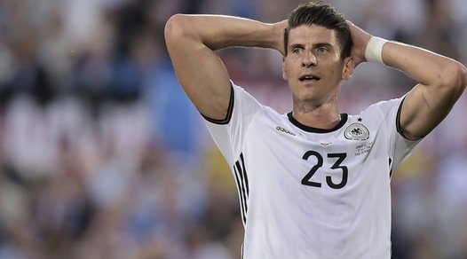 Fiorentina: «Mario Gomez tra Barcellona e Borussia Dortmund»