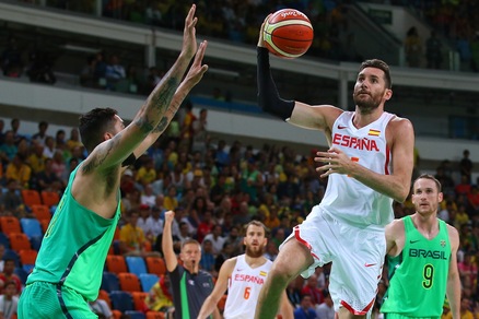 Spagna, riscatto e quarti, Brasile eliminato