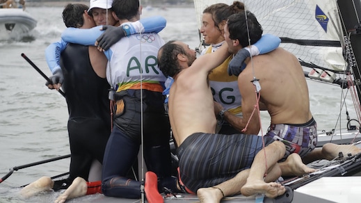 Vela, dal tumore all'oro: la grande storia di Lange, campione a 54 anni