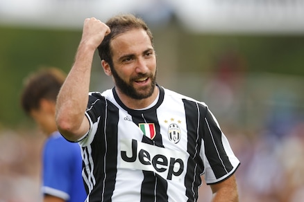 Juventus, per Higuain primo gol in bianconero a Villar Perosa