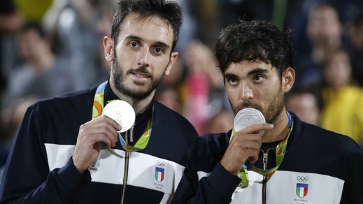 Olimpiadi, beach volley. Lupo: «Ci riproveremo a Tokyo. Ora mi vedrò la Roma»