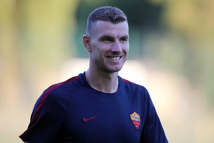 Roma, Dzeko è pronto: «Aiuterò la squadra a vincere»