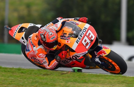 MotoGp, Brno: Marquez il più veloce della seconda sessione di libere, Rossi quinto