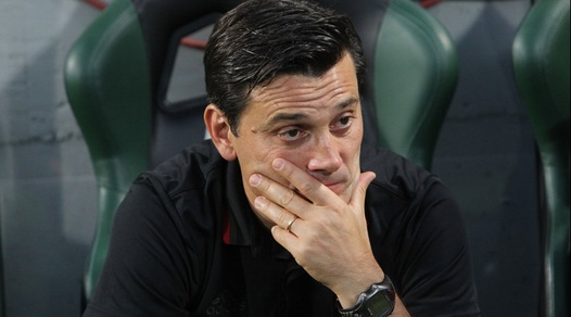 Milan, Montella: «Sosa? Volevo Iniesta, ma niente da fare»