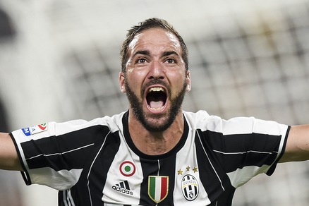 Juventus, Higuain in bianconero ed è subito gol!