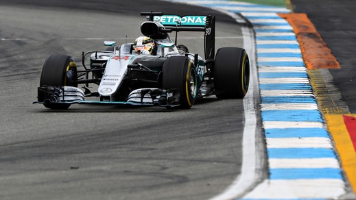 F1 Mercedes, a Monza nuova power unit per Hamilton