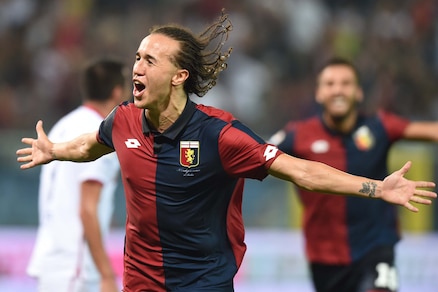 Calciomercato, la Fiorentina su Laxalt. Criscito se parte Alonso