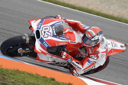 MotoGp test Ducati a Misano, caduta per Dovizioso