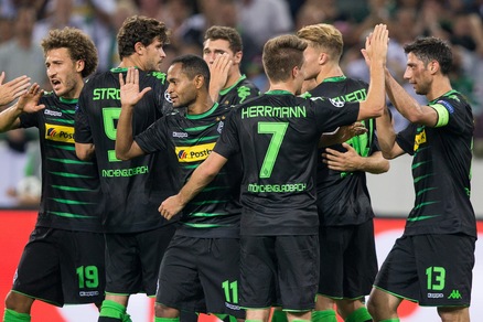 Borussia Monchengladbach- Young Boy 6-1: tripletta Hazard e Raffael