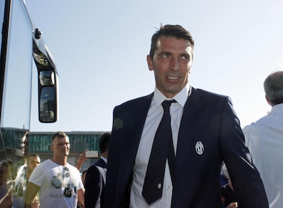 Juventus, Buffon parla da capitano: «Dybala? Tra i primi cinque del mondo»