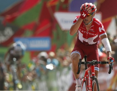 Vuelta: La Camperona a Lagutin, Quintana in rosso