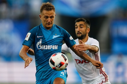 Calciomercato Inter, altro regalo: Caceres o Criscito