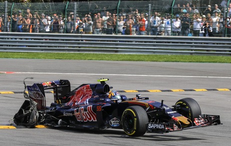 F1 Toro Rosso, Sainz: «Frustrato per il ritiro»