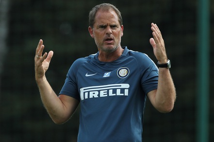 De Boer striglia l'Inter. Che grinta ad Appiano Gentile!