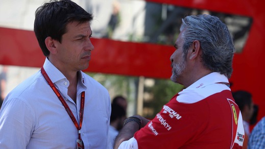 F1 Mercedes, Wolff: «Verstappen imprevedibile ma pericoloso»