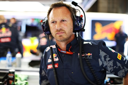 F1 Red Bull, Horner difende Verstappen: «Manovra al limite»