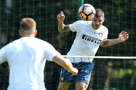 Inter, è sfida di calcio tennis alla Pinetina: ecco Icardi!