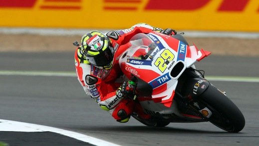 MotoGp Silverstone: a Iannone le seconde libere, Rossi 6°