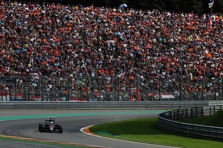 F1, si cambia padrone: ora è americana