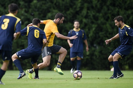 Juventus: Higuain scalpita, tre gol per convincere Allegri