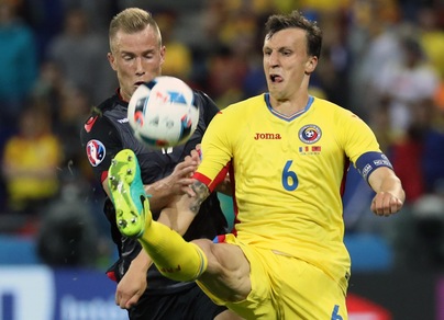 Napoli, Chiriches operato al ginocchio. Out un mese