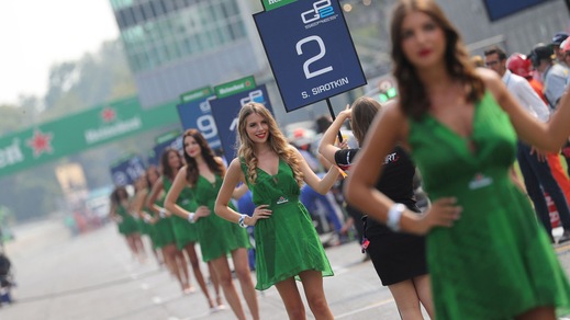 A Monza va in scena lo spettacolo delle Grid Girls