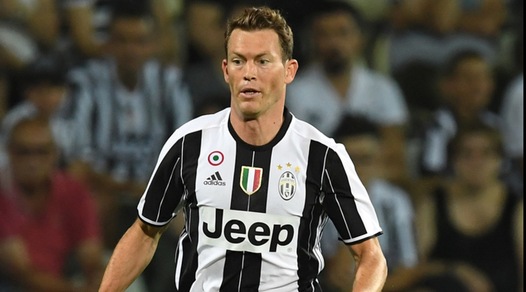 Lichtsteiner, l’Inter non molla: assalto a gennaio