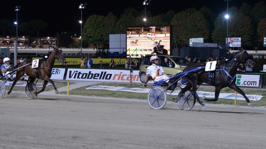 Ringostarr Treb, altro show a Cesena