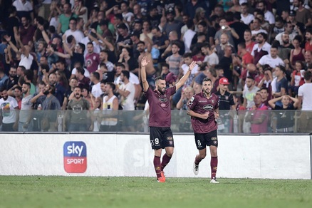 Serie B, pari Salernitana. Il Benevento sfiora l'impresa