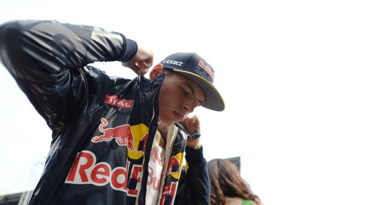 F1, Horner: «Le critiche non spaventano Verstappen»