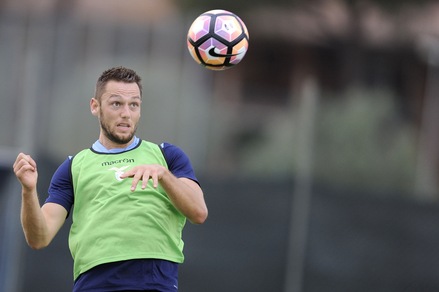 Lazio, De Vrij: «Siamo cresciuti, l'obiettivo è l'Europa»