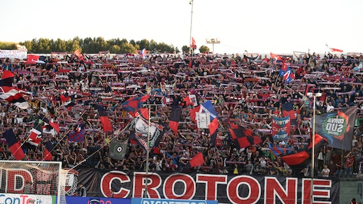 Serie A, Crotone-Atalanta si gioca a Pescara